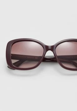 Gucci Sonnenbrille - Burgundy - Damen 9 Gucci Sonnenbrille - Burgundy - Damen -Günstiges Gucci || Knirps Geschäft 15cdc5ec7ed94fd2bcdf4bd1ea4e0bbf