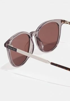Gucci UNISEX - Sonnenbrille - Grey/gold/brown 8 Gucci UNISEX - Sonnenbrille - Grey/gold/brown -Günstiges Gucci || Knirps Geschäft 76f6929ce2764c9fb4b62aeba34b81de
