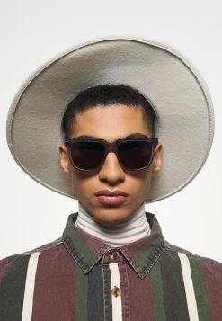 Gucci UNISEX - Sonnenbrille - Grey/black Smoke