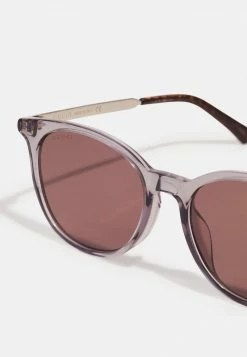 Gucci UNISEX - Sonnenbrille - Grey/gold/brown 9 Gucci UNISEX - Sonnenbrille - Grey/gold/brown -Günstiges Gucci || Knirps Geschäft be2dc6a6d4a64caf8257c6cc0b0faffa