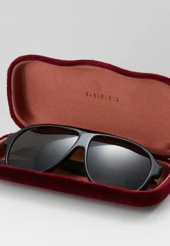 Gucci Sonnenbrille - Black/black/green - Unisex -Günstiges Gucci || Knirps Geschäft f55c4503a1db40d385fe68ec9876cb96