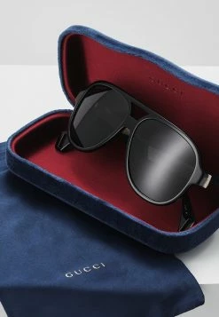 Gucci Sonnenbrille - Black/white/grey - Unisex -Günstiges Gucci || Knirps Geschäft fcbb84fe8635476f8e42f3b16e907459